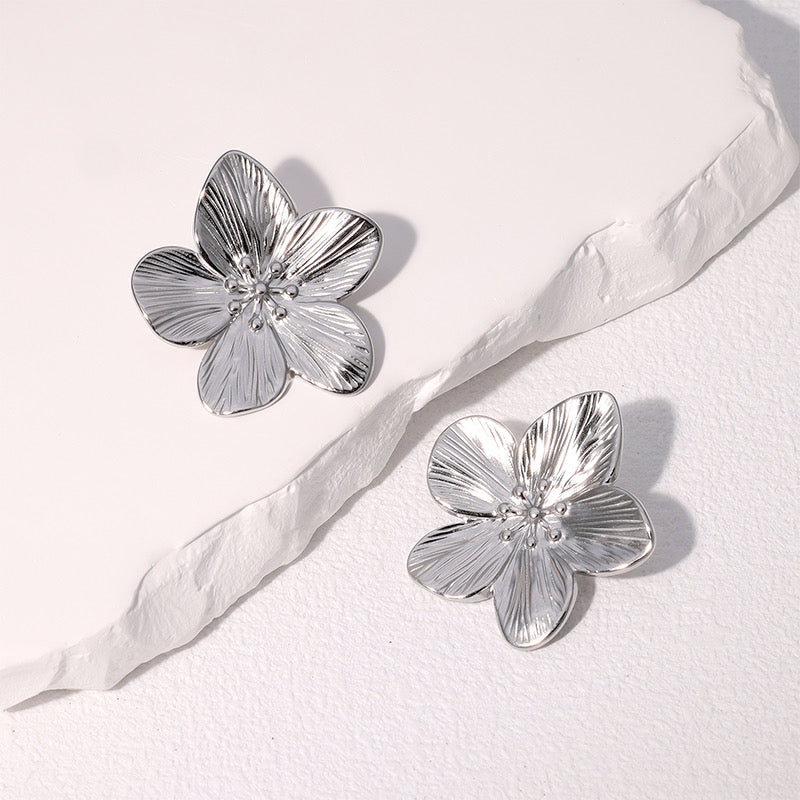 Bloom earrings