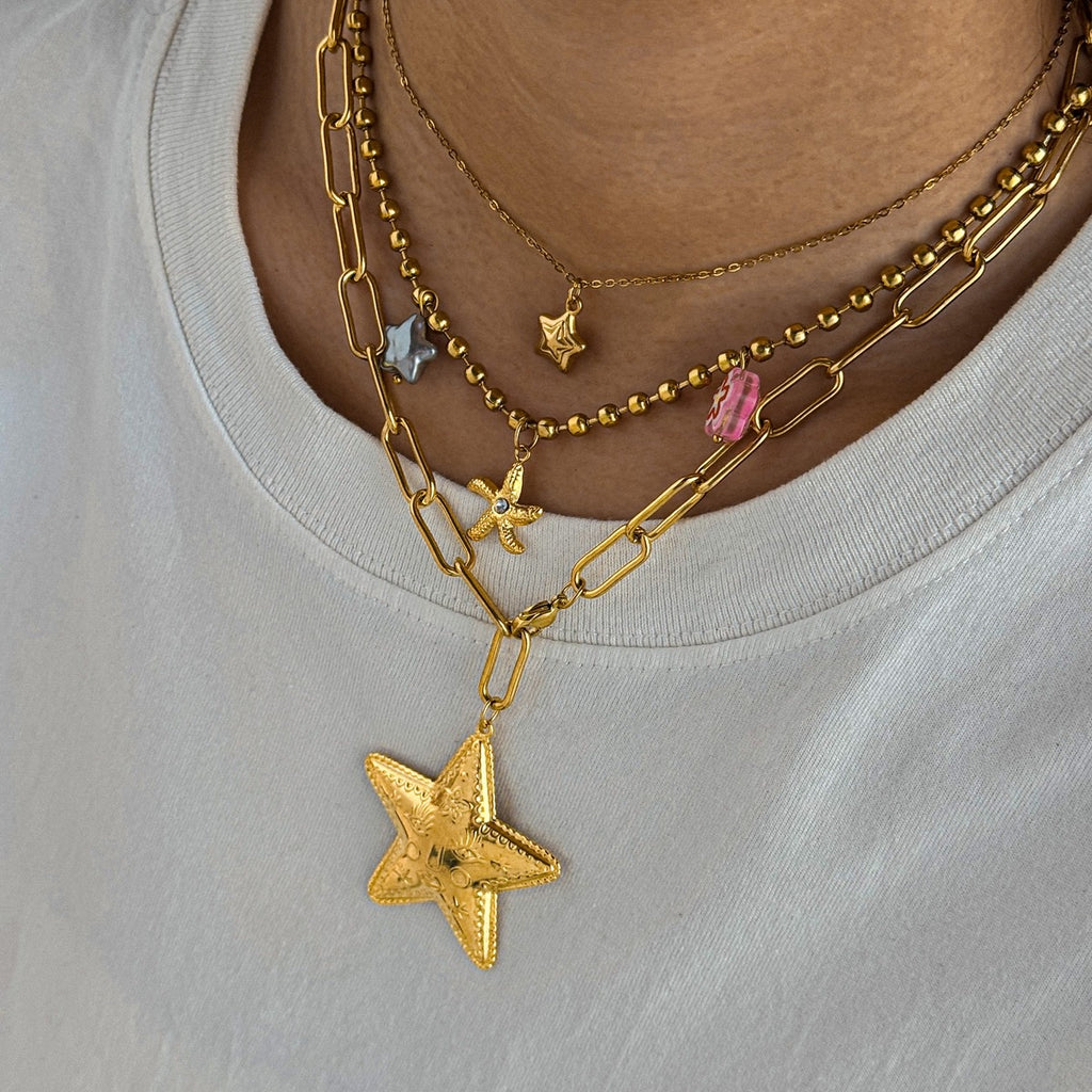 Maddie star necklace