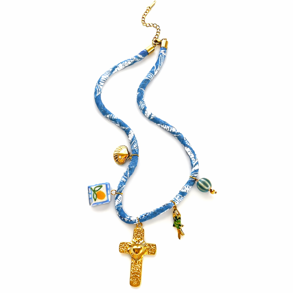 Mar Azul Charm Necklace