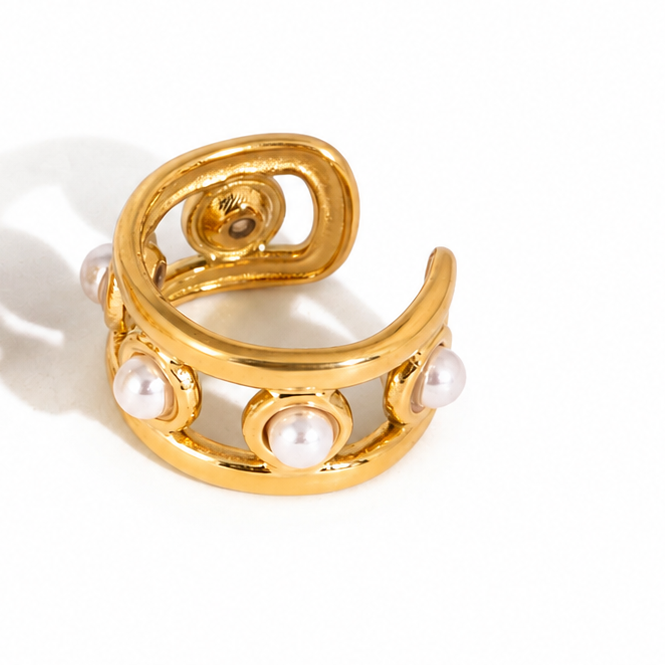 Pearl Cove Ear Cuff