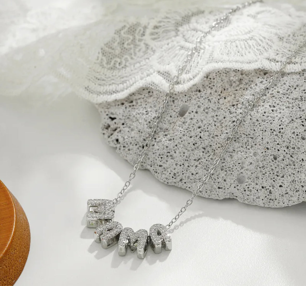 mama bubble letter necklace
