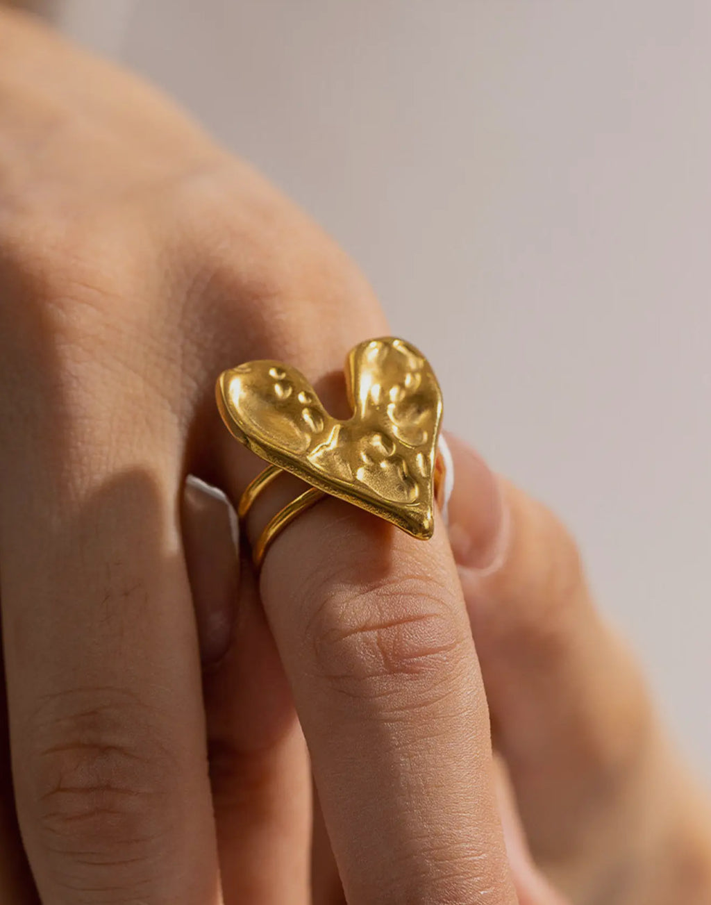 Ella Heart Ring