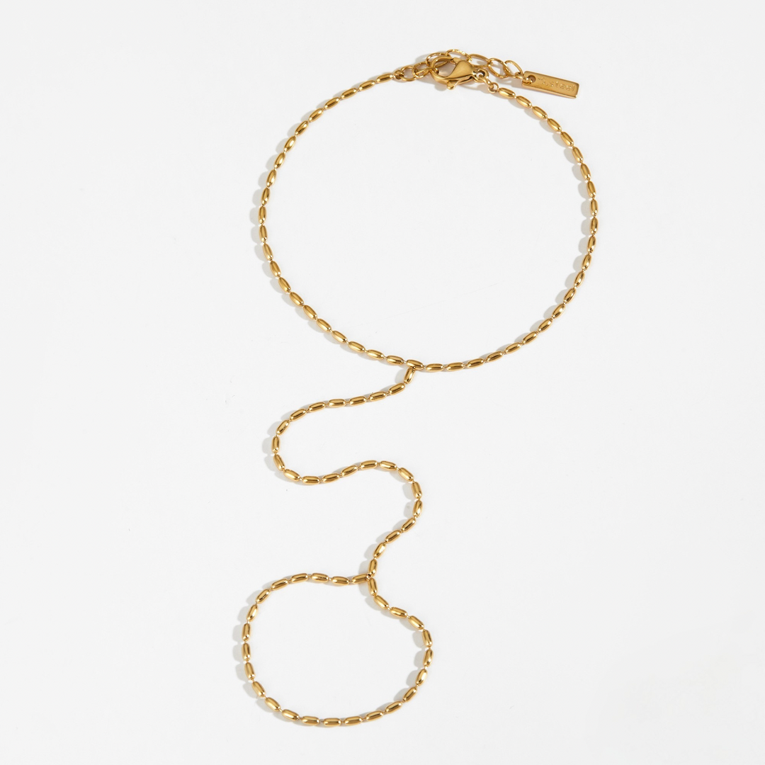 Stassi hand chain