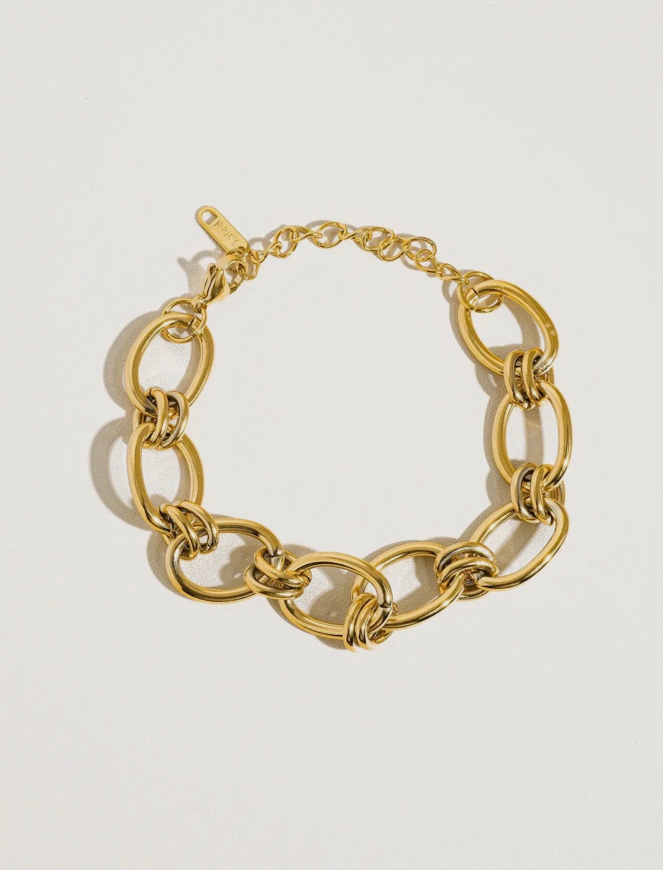 Pia Chain Bracelet