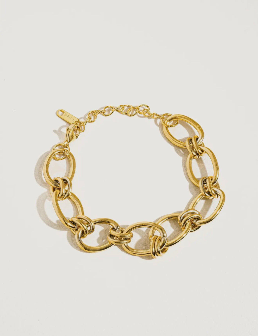 Pia Chain Bracelet