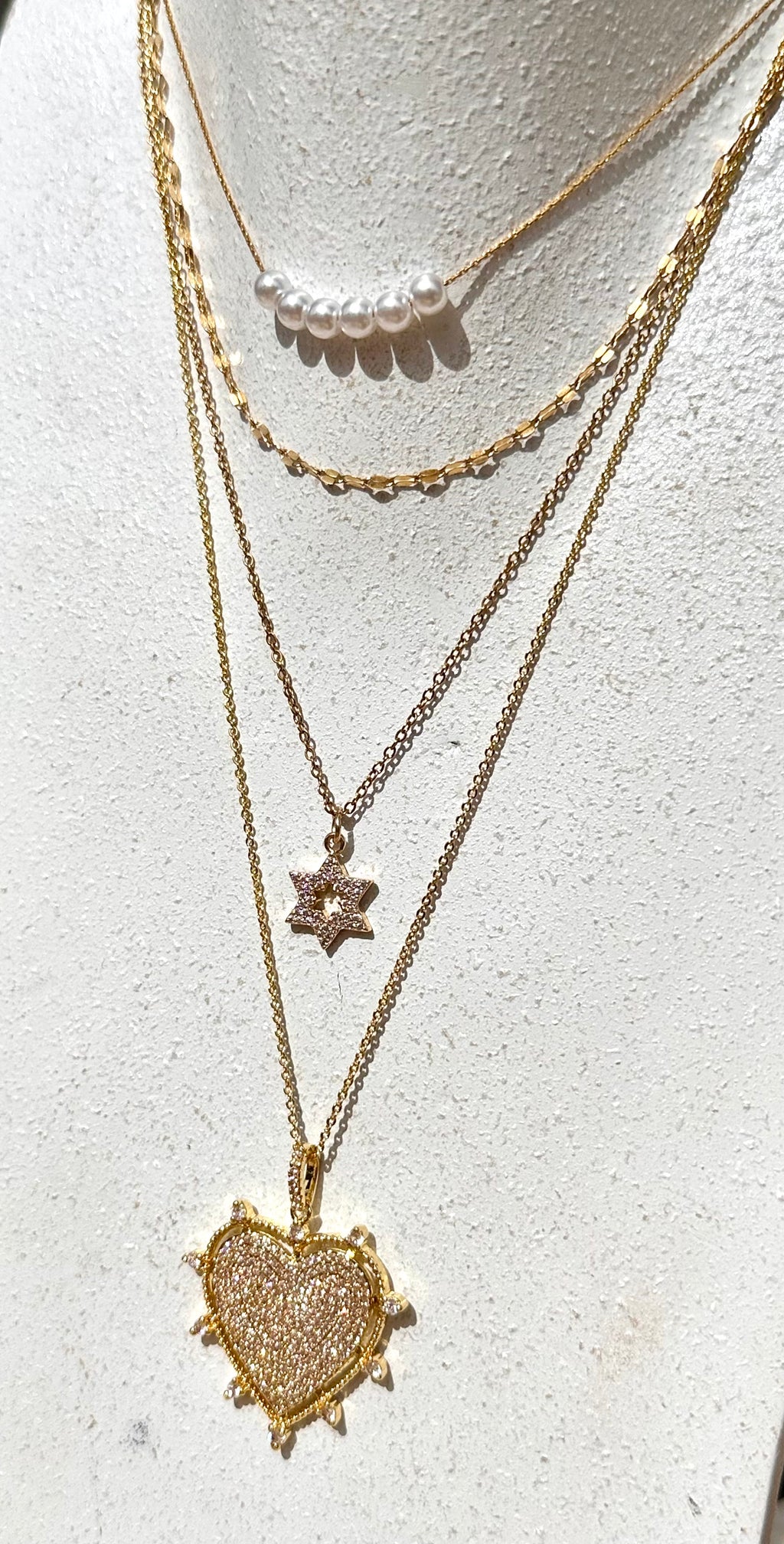 sofia pearl necklace